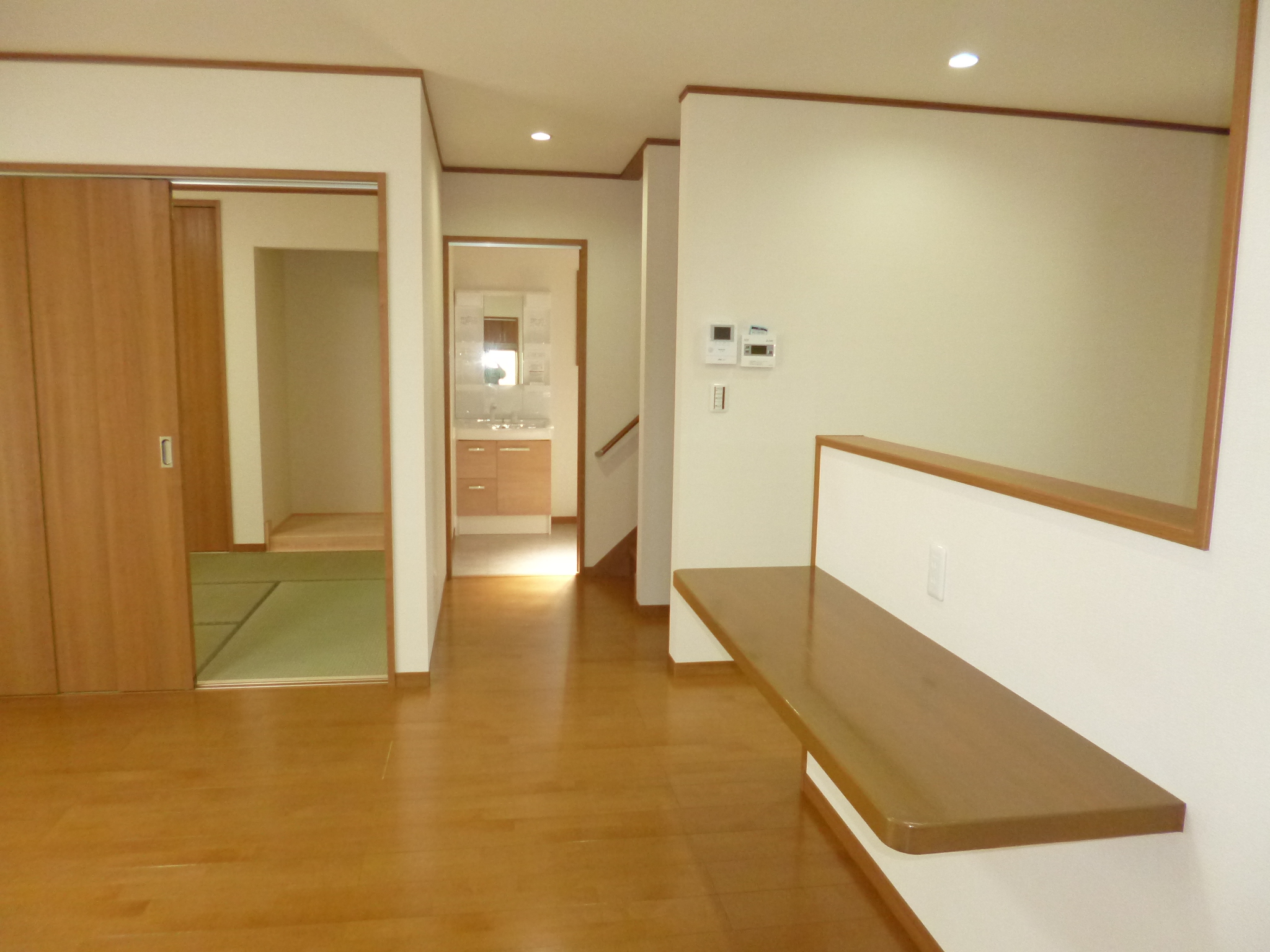 【印象や使い勝手が変わる？】家づくりで考えたい階段の位置と種類